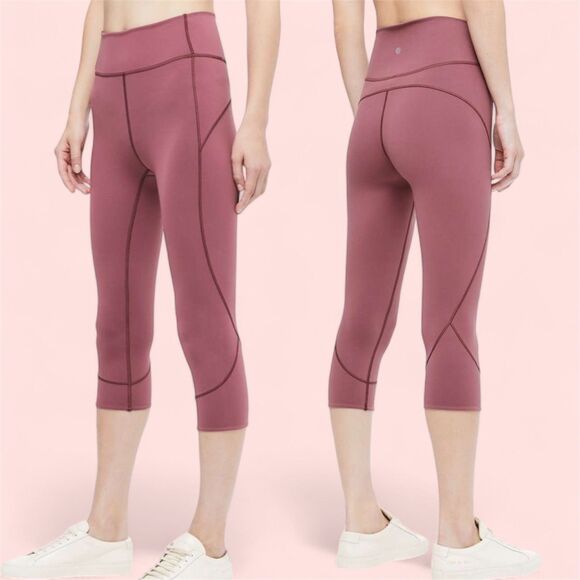 Lululemon In Movement Crop *Everlux 19" in Misty Merlot Size 4 - Picture 1 of 6